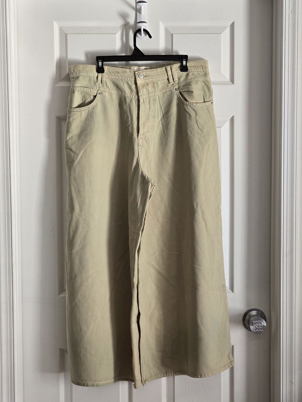 NWOT We The Free Beige/Yellow Wide-Leg Jeans - 32"